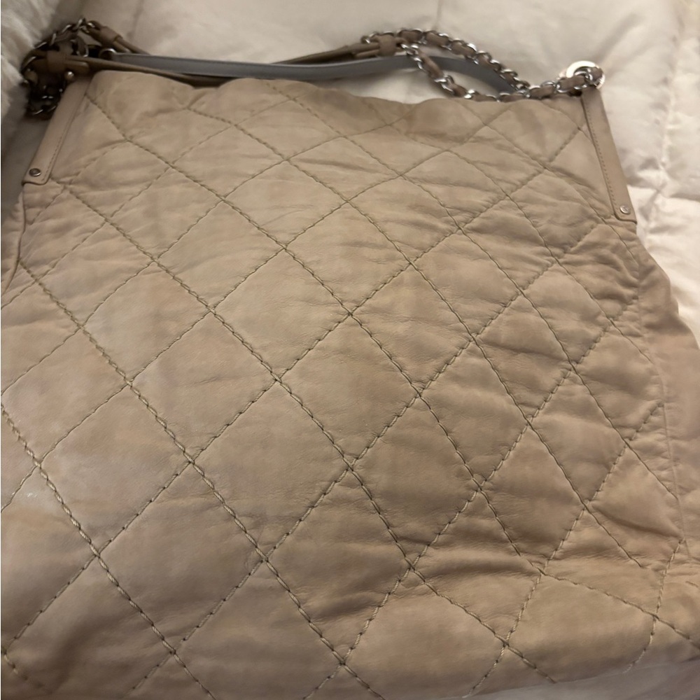 Chanel Taupe Quilted Shoulder Bag - Picture 4 of 15